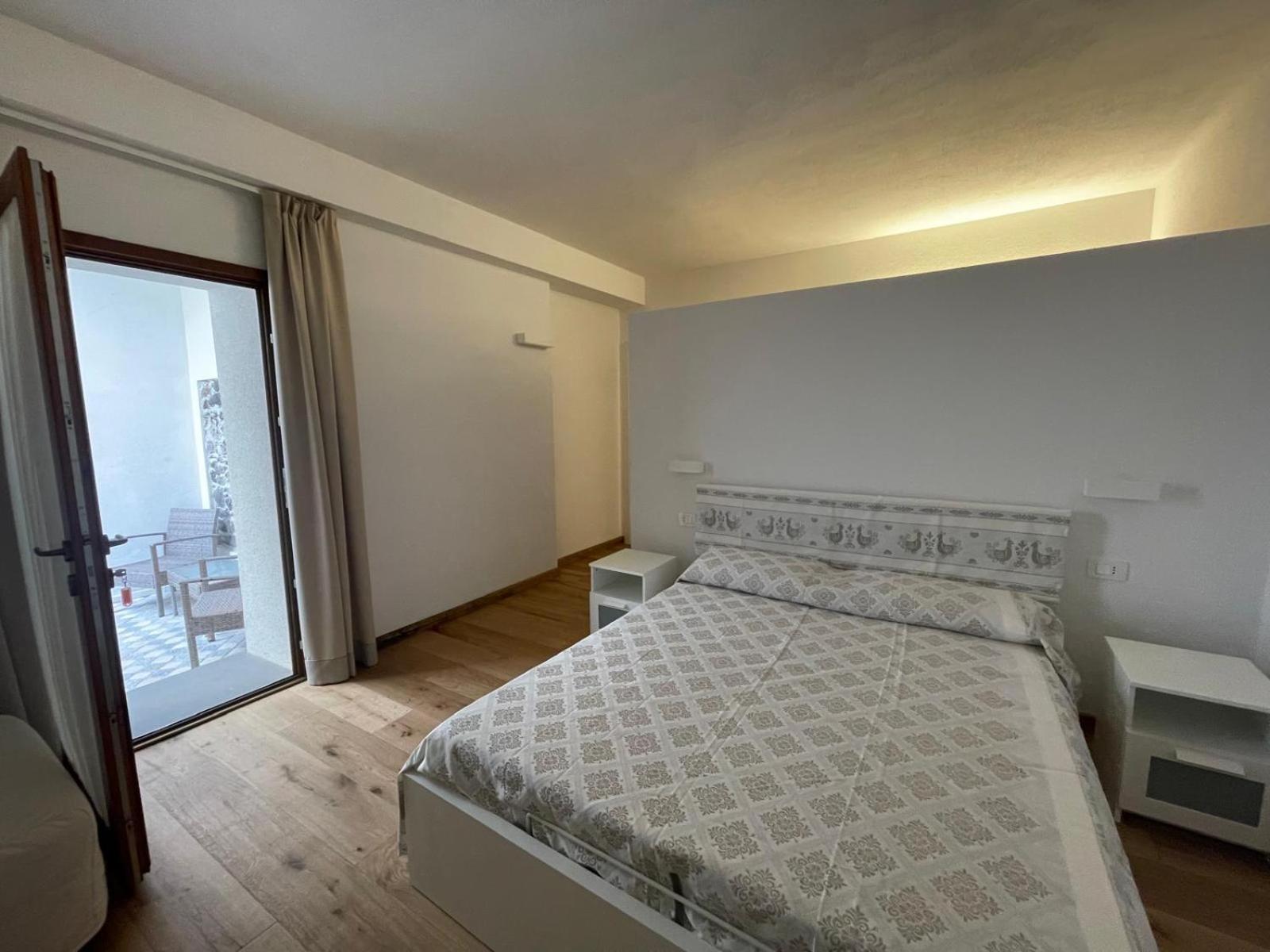 Sa Troppa De Sos Chentu Hotel Dorgali Luaran gambar
