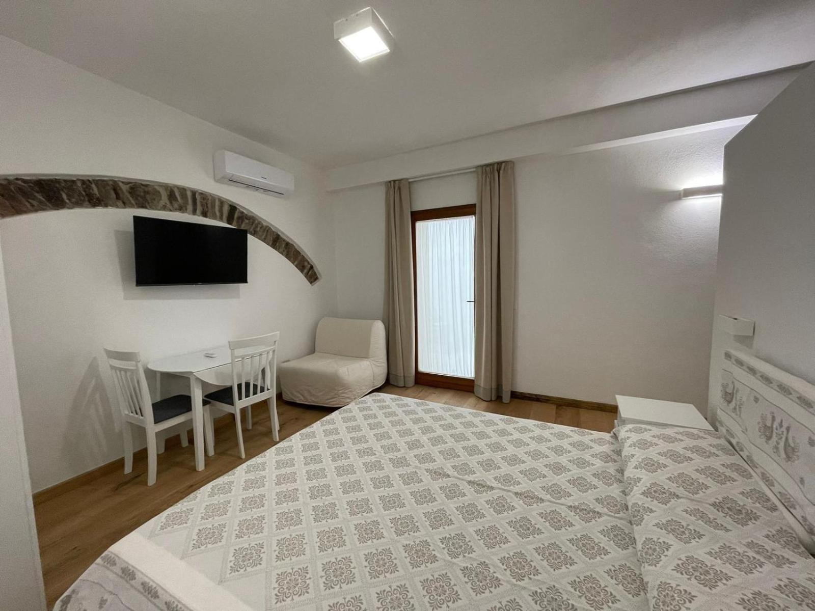 Sa Troppa De Sos Chentu Hotel Dorgali Luaran gambar